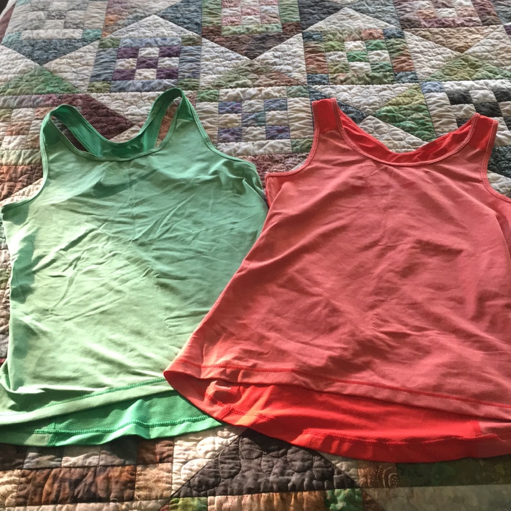 Nike tank tops - green and red - Size small